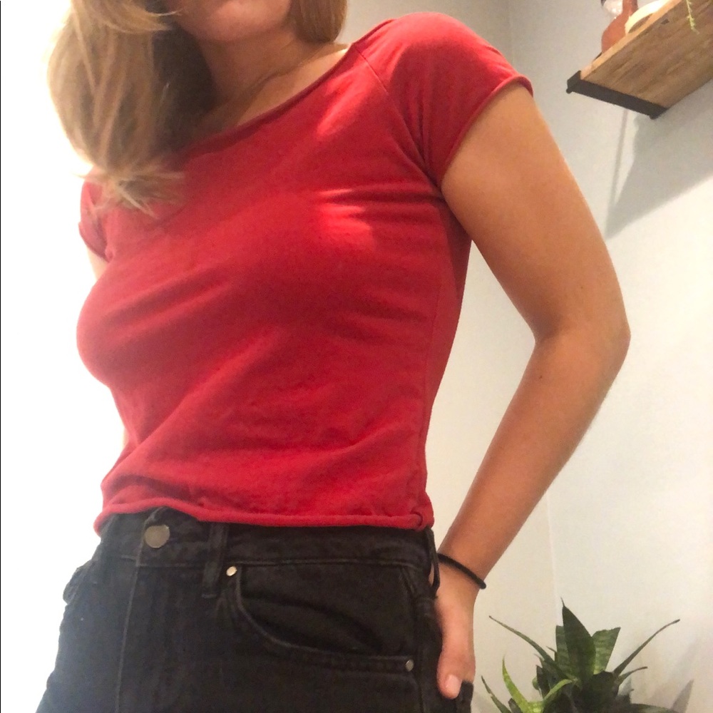 Brandy Melville red top